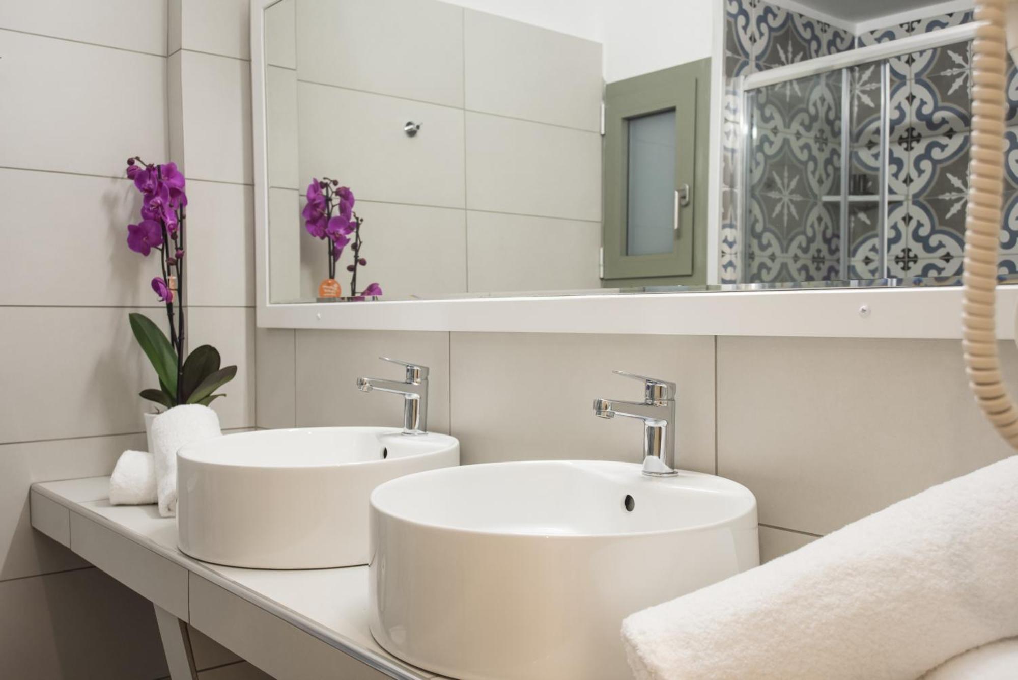 V Hotel Delphi Ngoại thất bức ảnh